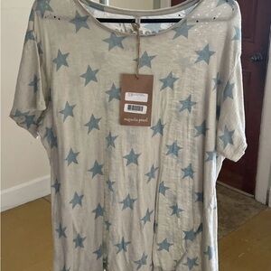 ISO Magnolia Pearl Star Print Top